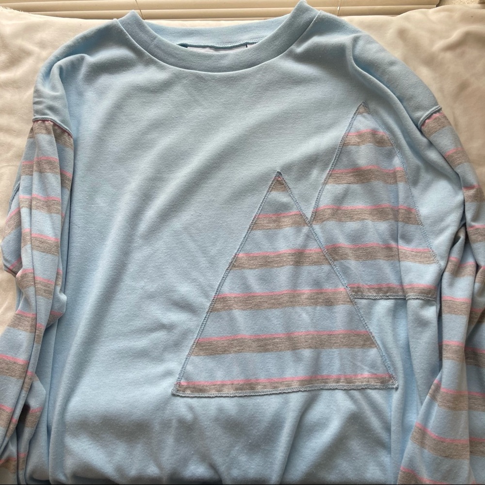 Goola Gong sweatshirt women’s size Large - Picture 4 of 5
